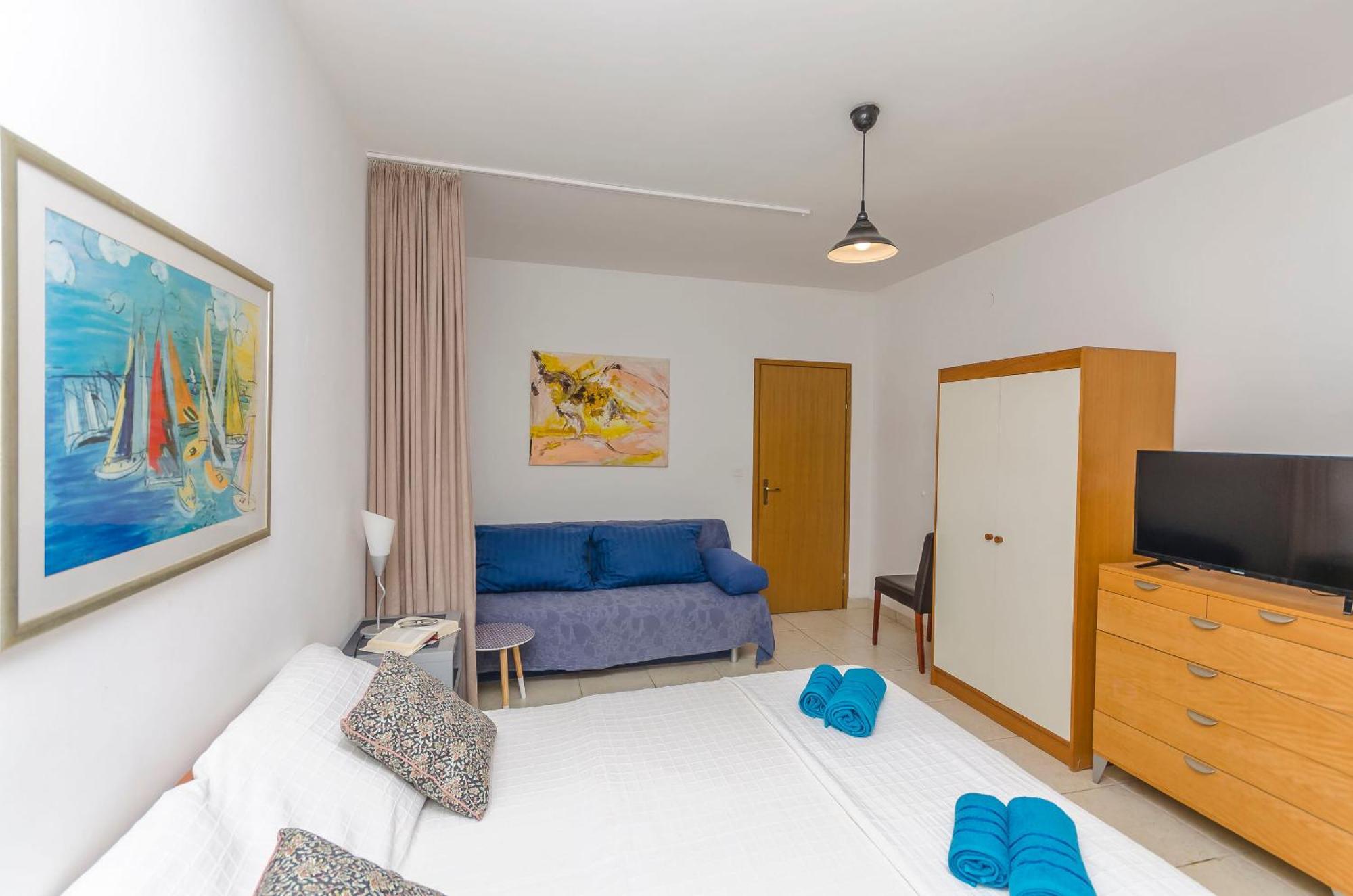 Apartments Daniela Vodice Bagian luar foto