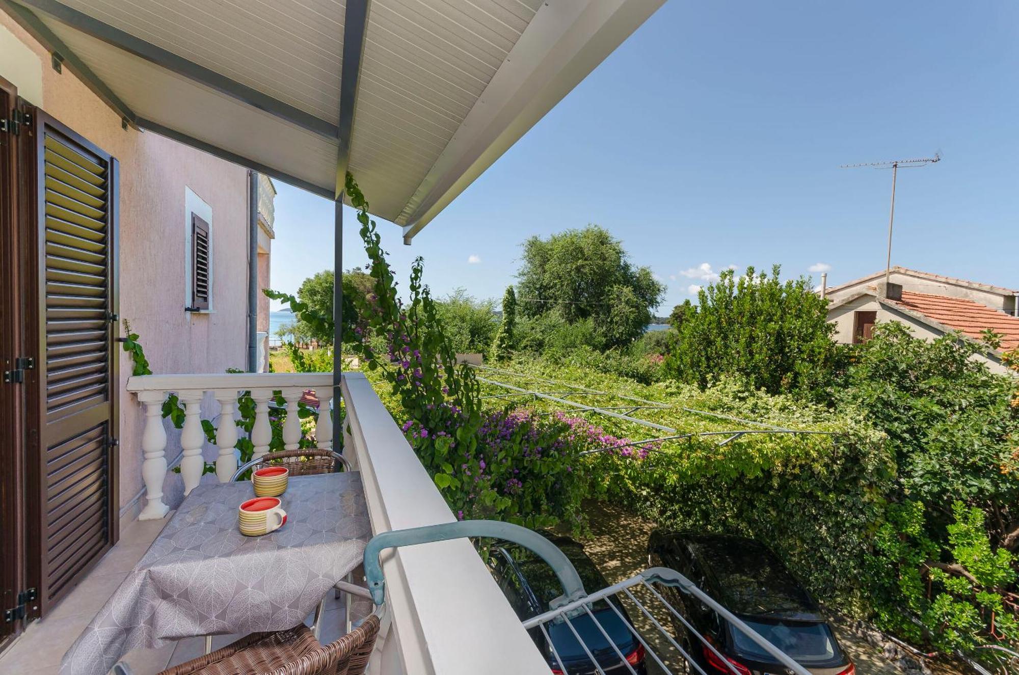 Apartments Daniela Vodice Bagian luar foto
