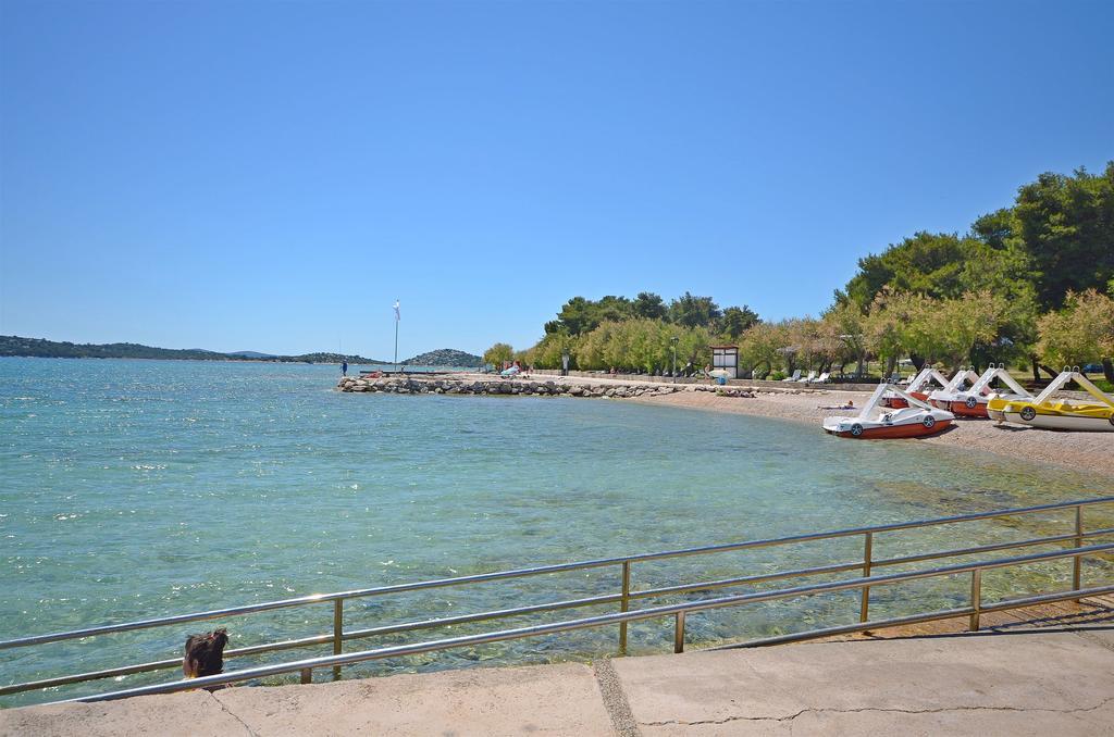 Apartments Daniela Vodice Bagian luar foto