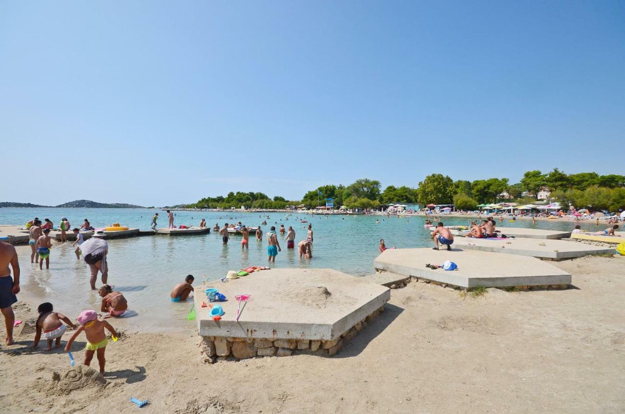 Apartments Daniela Vodice Bagian luar foto